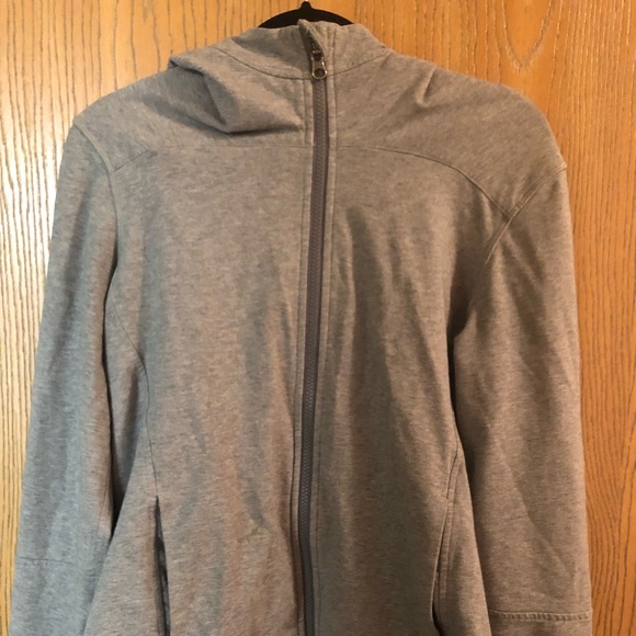 Lululemon zip up - Picture 1 of 8